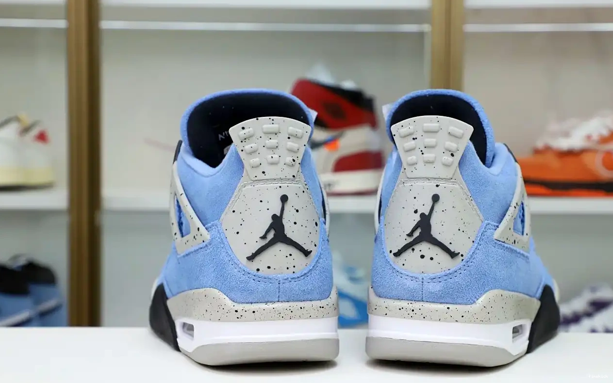 UNIVERSITY 4 AIR BLUE JORDAN 0514